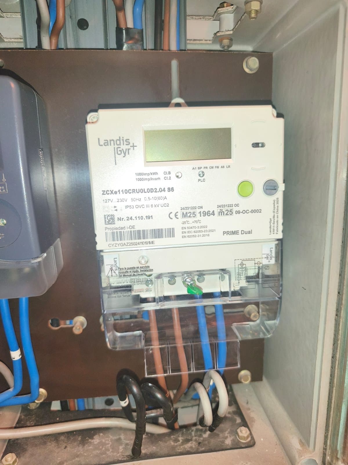 Instalación de contador eléctrico